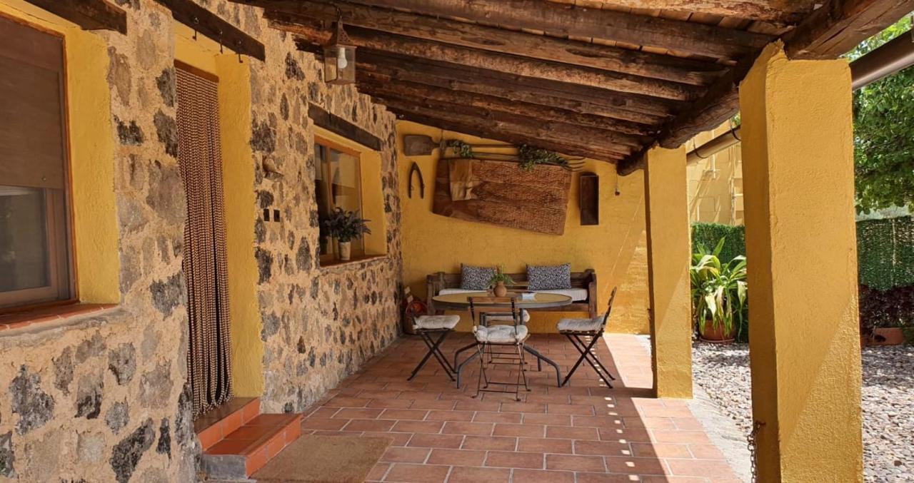 Casa Rural Las Traviesas 坎德莱达 外观 照片